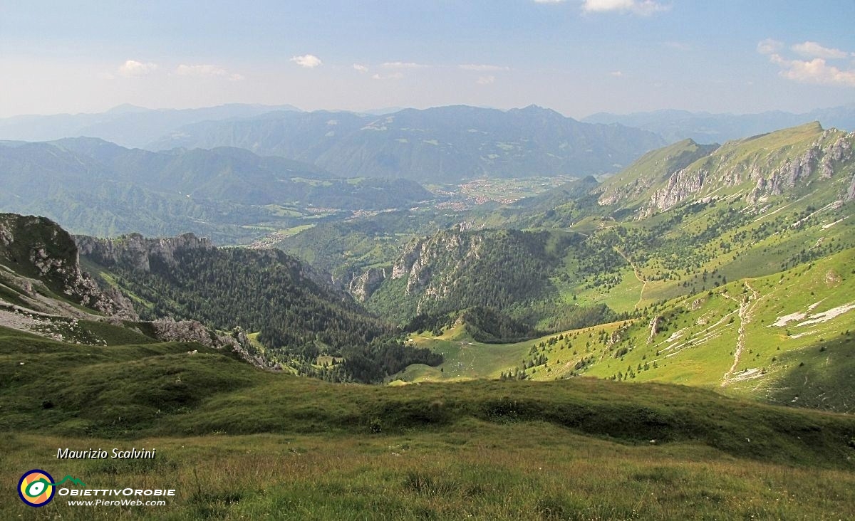 61 Panorama verso la Piana di Clusone....JPG